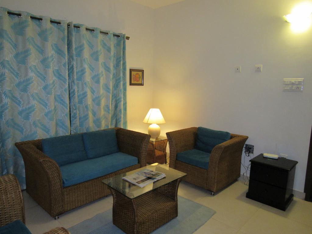 Luxtay Suites Bangalore Exterior photo